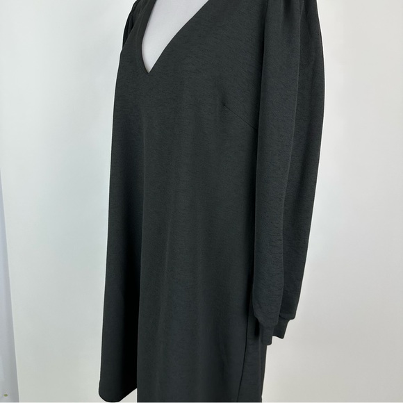 City Chic Quiero Dress Black V Neck Sheath Dress Size 14 - Picture 9 of 15